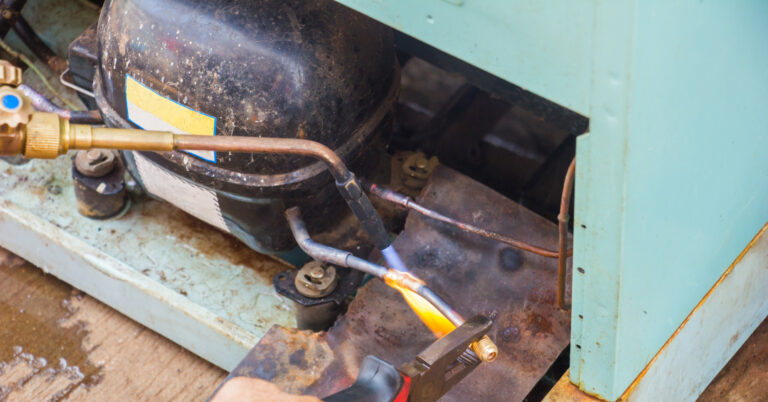 Técnico de Geladeira | Atendimento em Curitiba manutencao de motor